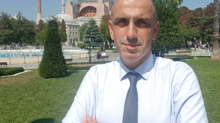 Μανώλης Κωστίδης