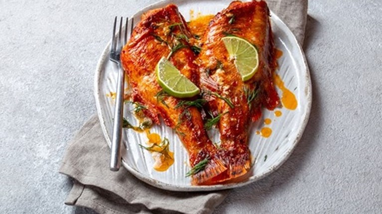 Φιλέτο Λαβράκι με Πικάντικη Σάλτσα