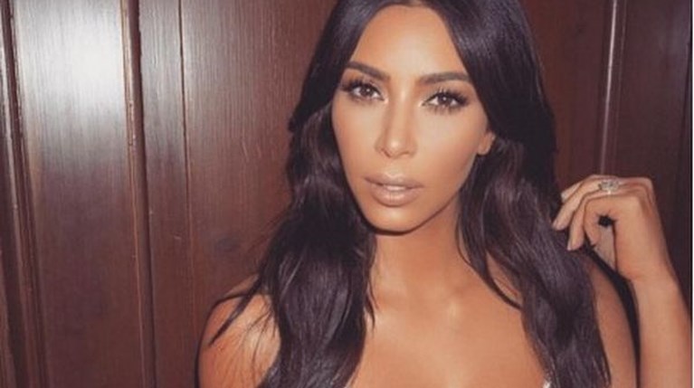Kim Kardashian r