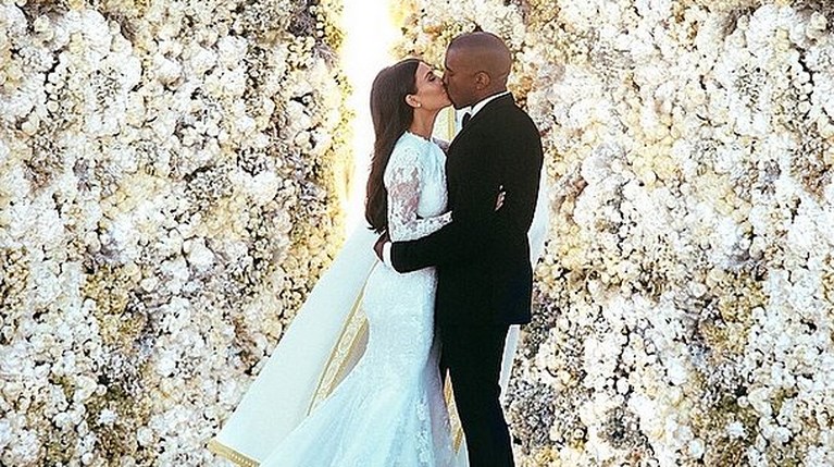 Kim Kardashian & Kanye West 