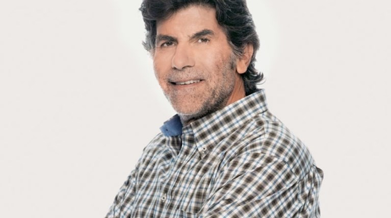 Γιάννης Μπέζος