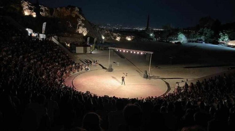 Αλέξανδρος Τσουβέλας - Θέατρο Πέτρας