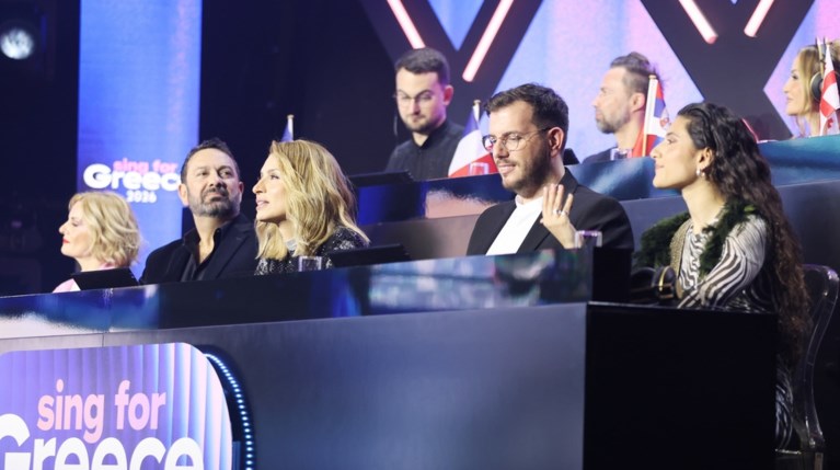 Sing For Greece - Επιτροπή