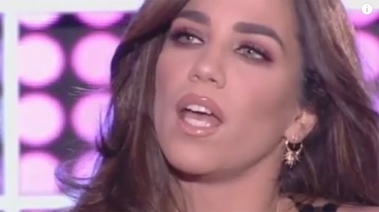 Η Κατερίνα Στικούδη στον Θέμο Αναστασιάδη R