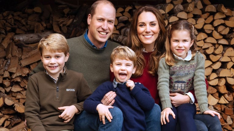 Kate Middleton, πρίγκιπας William, πρίγκιπας George, πριγκίπισσα Charlotte και πρίγκιπας Louis