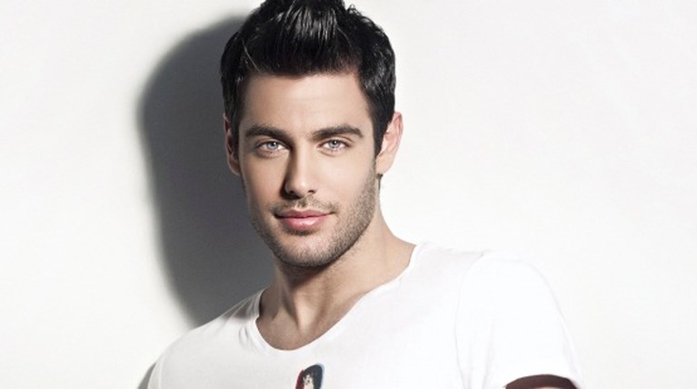 Κώστας Μαρτάκης R