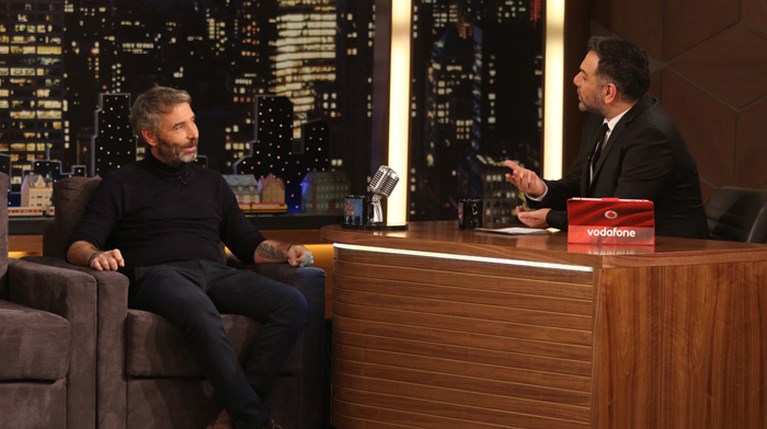 O Θοδωρής Αθερίδης στο The 2night show