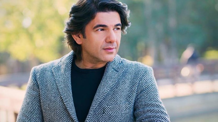 Νίκος Κουρκούλης Rnew