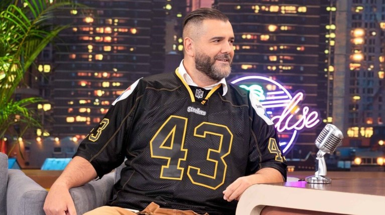 Ο Βαγγέλης Σερίφης στο The 2Night Show