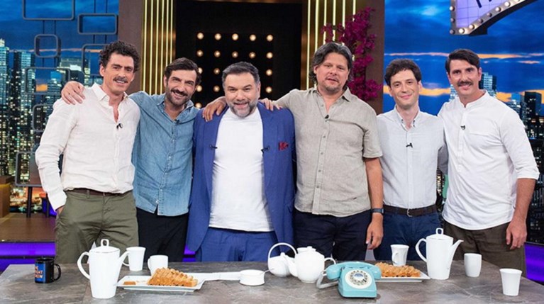 The 2night show Άγριες Μέλισσες