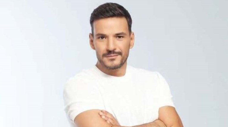 Κώστας Τσουρός