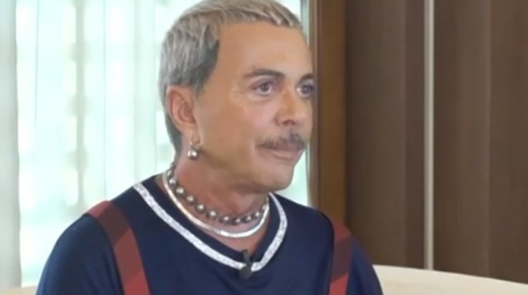 Λάκης Γαβαλάς