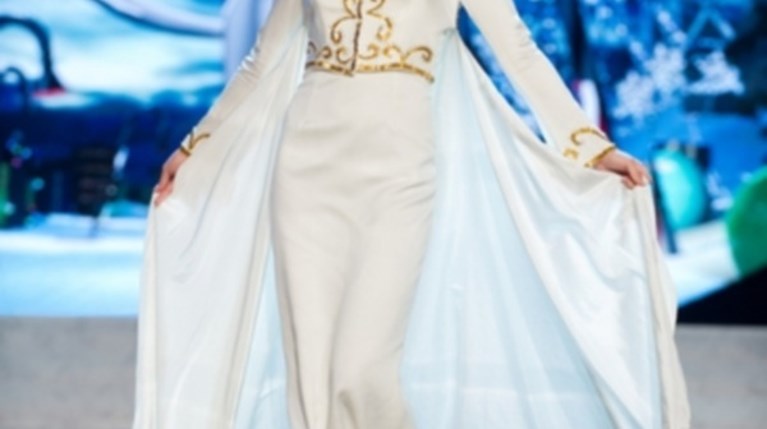 Η Βασιλική Τσιρογιάννη στα Miss Universe