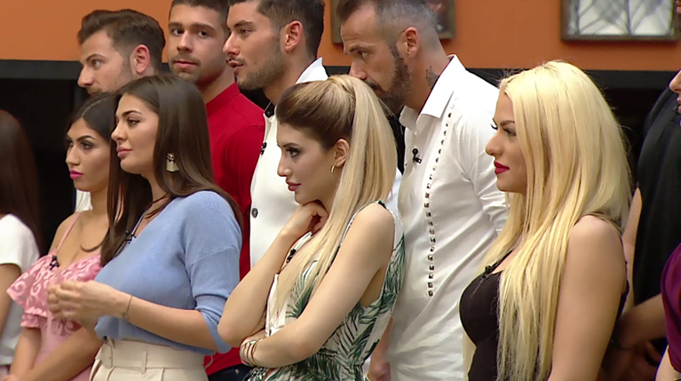 Power of Love ομαδική