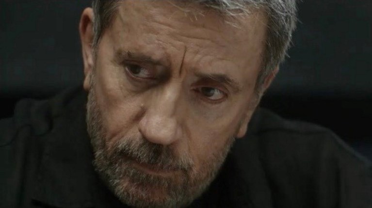 Σπύρος Παπαδόπουλος - Κάνε ότι κοιμάσαι