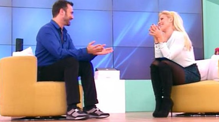 Ο Γιώργος Καπουτζίδης στην Ελένη Μενεγάκη