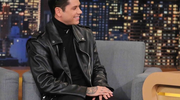 MIKE  στο The 2Night Show