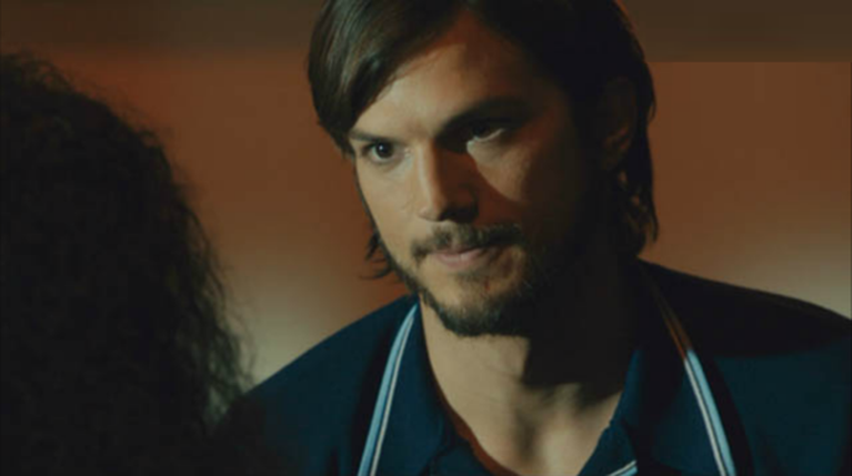 Ο Άστον Κούτσερ στο jOBS