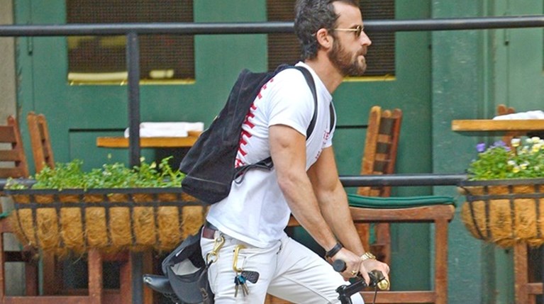 Justin Theroux R