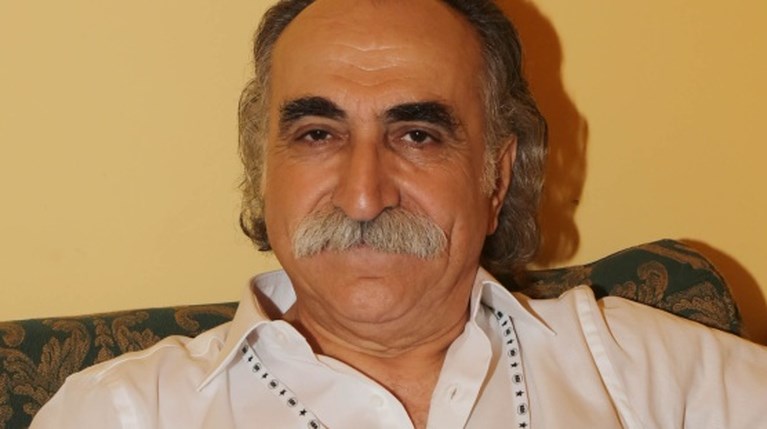 Αγάθωνας Ιακωβίδης R