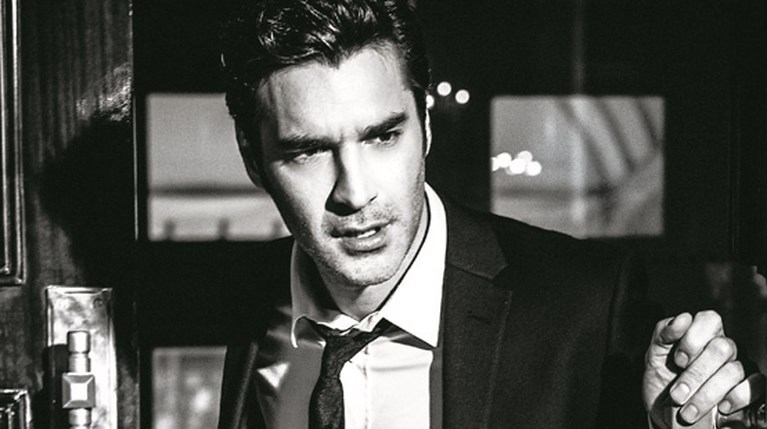 Χριστόφορος Παπακαλιάτης R