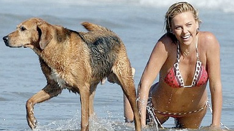 Charlize1