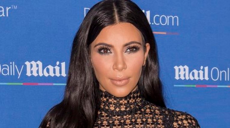 Kim Kardashian r