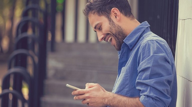 Πώς το online dating οδηγεί σε έναν ευτυχισμένο γάμο