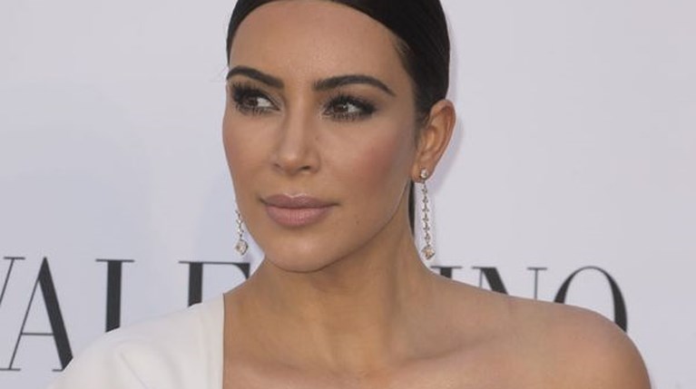 Kim Kardashian r