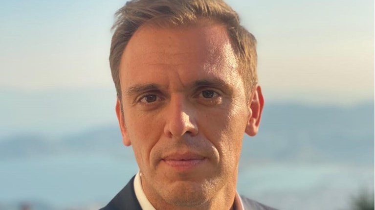 Δημήτρης Μάντζος