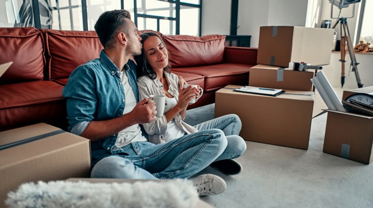 νέο σπίτι - ανακαίνιση ζευγάρι