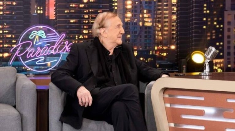 Ο Γιώργος Κωνσταντίνου στο The 2Night Show