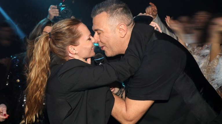 Υβόννη Μπόσνιακ, Αντώνης Ρέμος