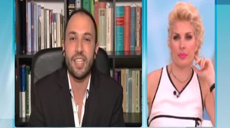 Ελένη Μενεγάκη: Το φλερτ on air