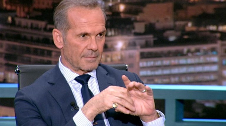 Πέτρος Κωστόπουλος R