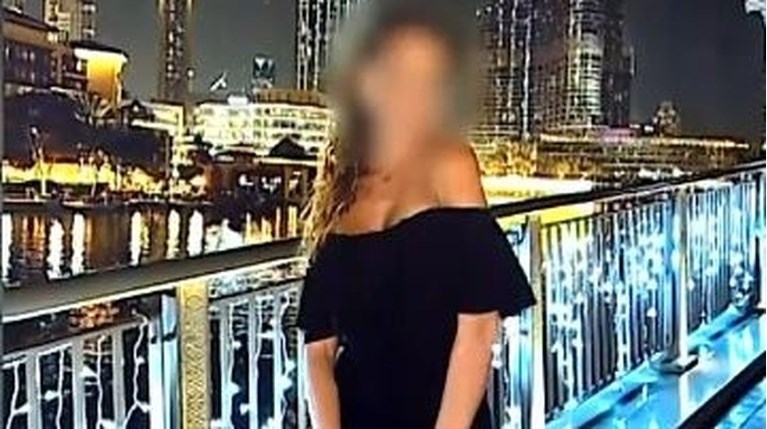 αστυνομικός με τα πάρτι στο Ντουμπάι