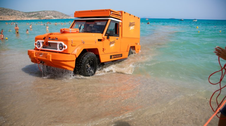 το αμφίβιο όχημα του Aperol Spritz