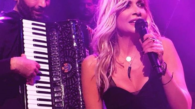 Η Άννα Βίσση στο Hotel Ermou
