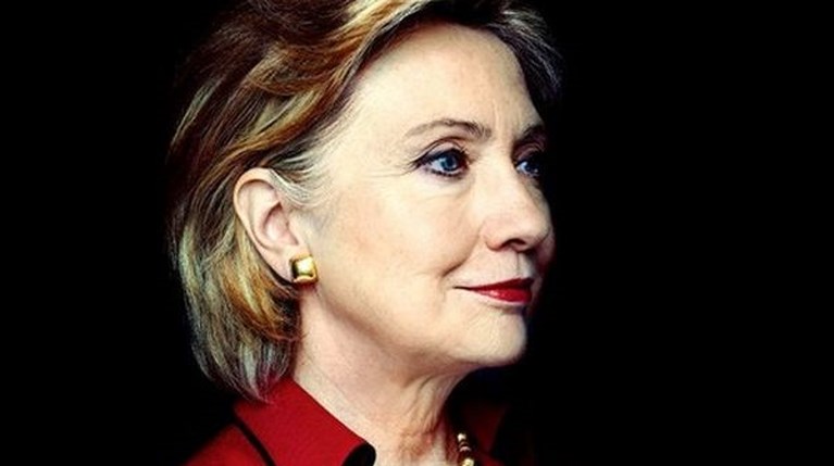 Hillary Clinton r