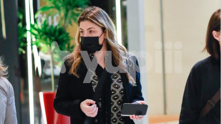 Έλενα Παπαρίζου