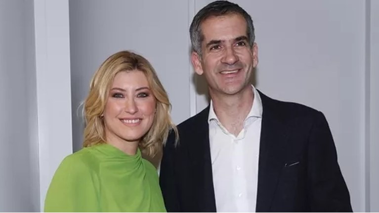 Σία Κοσιώνη×Κώστας Μπακογιάννης
