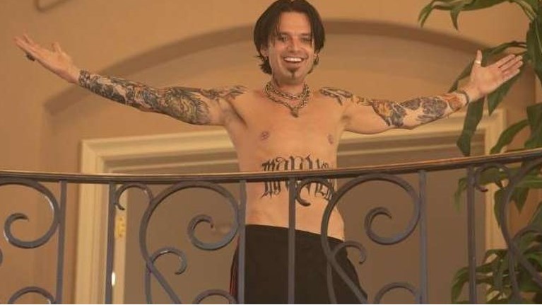 Full frontal, η επιστροφή