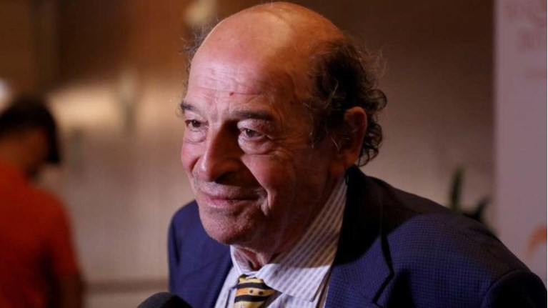 Μανούσος Μανουσάκης